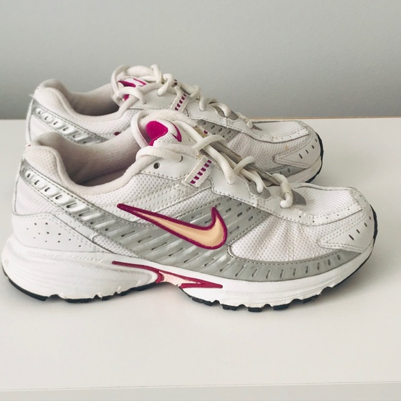 nike running impact groove